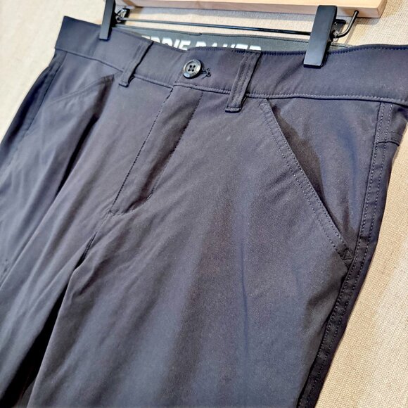 Eddie Bauer Pants Mens 34x30 Black Rainer Tech Zip Pocket Cargo Nylon Stretch - Picture 3 of 9